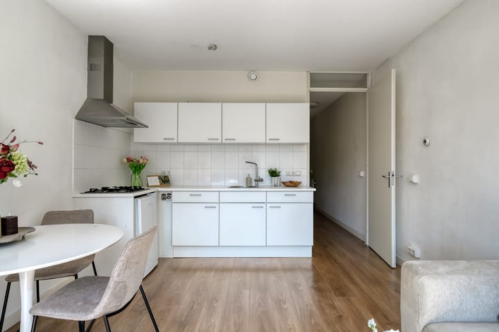 Foto 8 van Jacob van Campenstraat 2-R