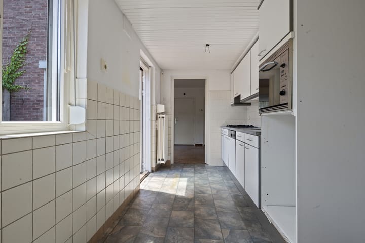 Foto 14 van Mr. Luybenstraat 27