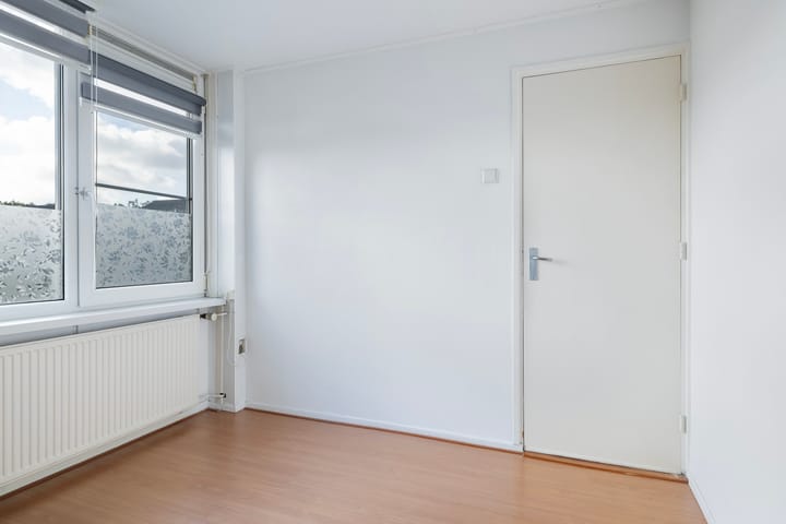 Foto 12 van Admiraal de Ruyterlaan 4