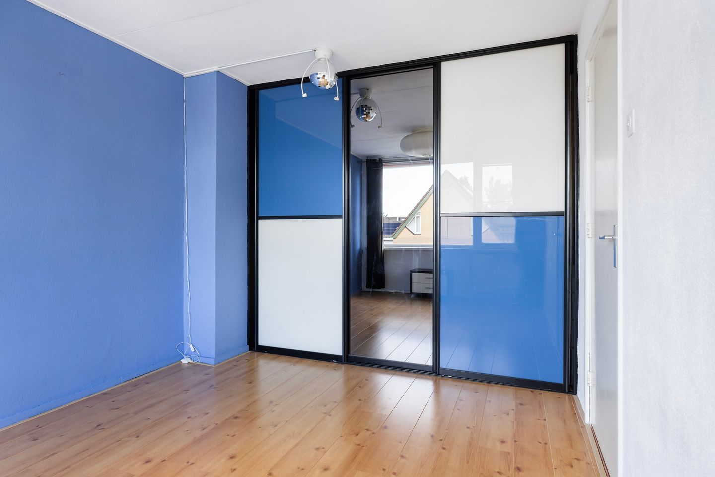 Photo 14 of Admiraal de Ruyterlaan 4