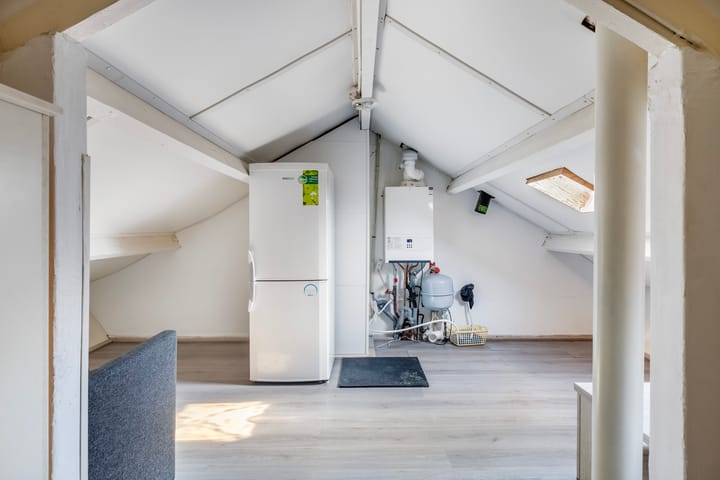 Foto 19 van Admiraal de Ruyterlaan 4