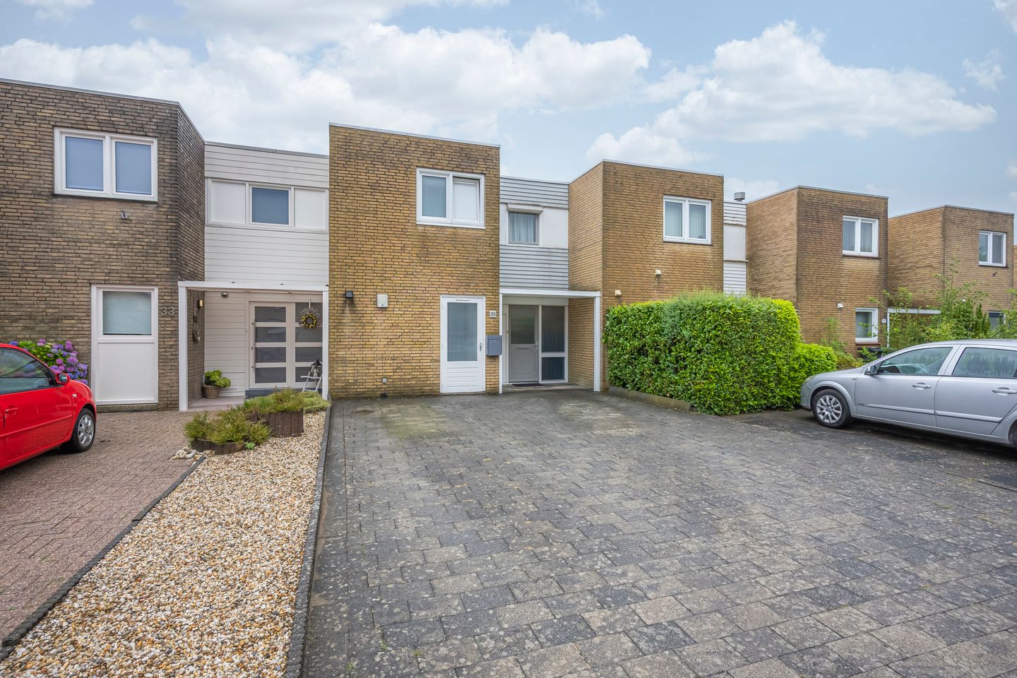 Foto 1 van St.Bernadettestraat 35