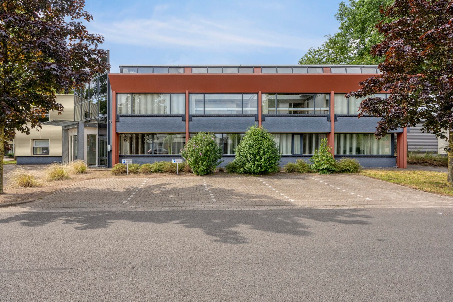 Bekijk foto 3 van Ainsworthstraat 28