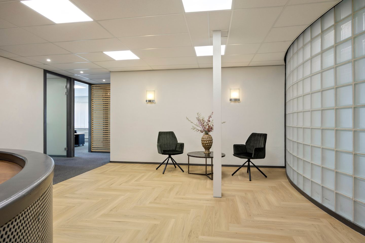 View photo 3 of Ainsworthstraat 26