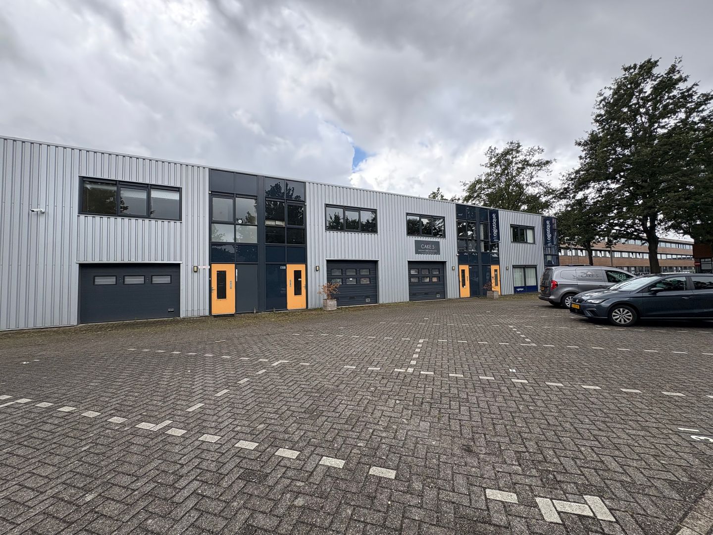 Bekijk foto 2 van Kraaivenstraat 36-04