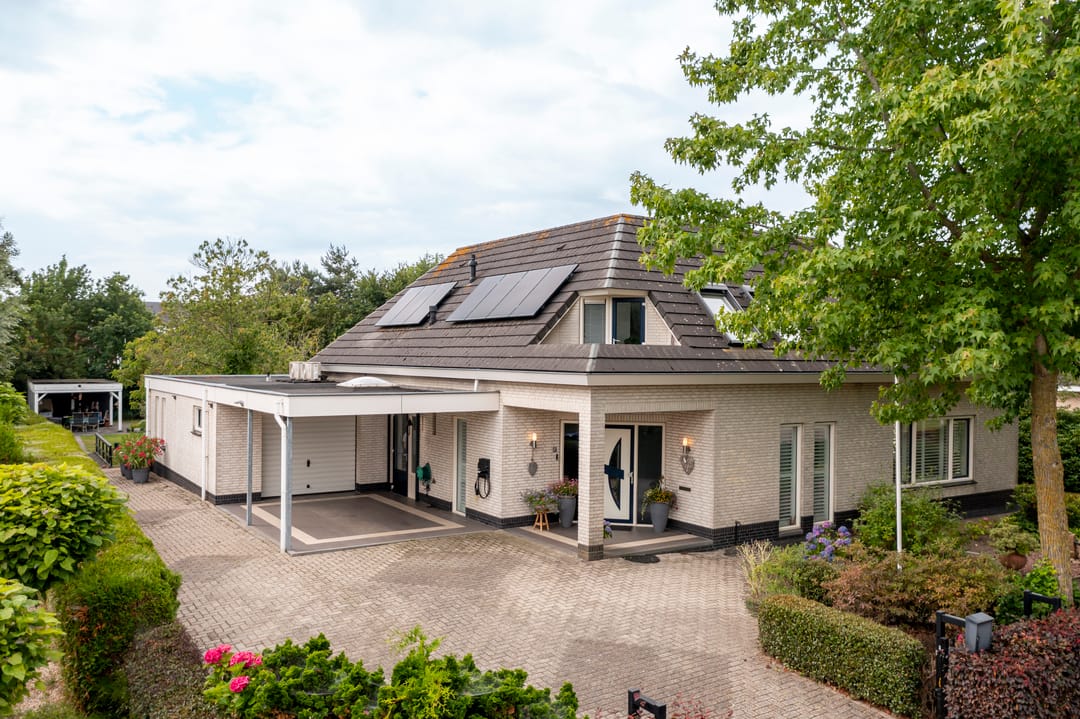 Foto 1 van Roerdompstraat 27