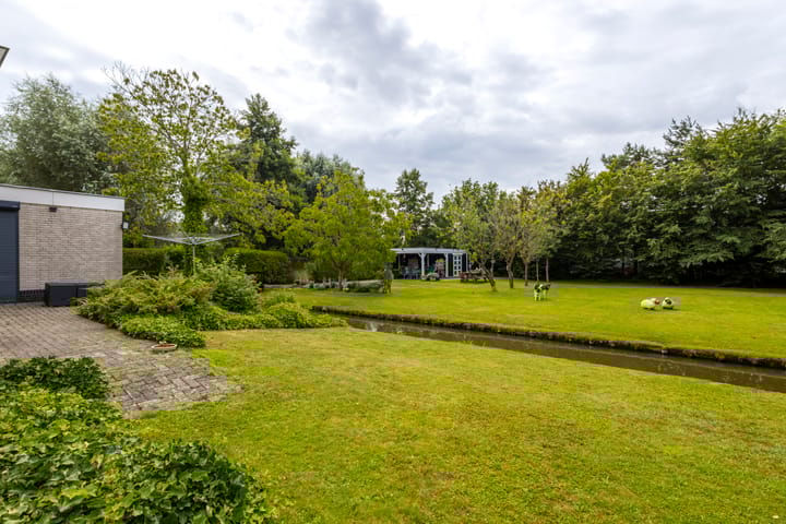 Foto 2 van Roerdompstraat 27