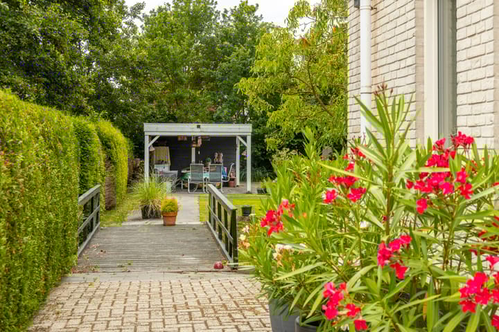 Foto 38 van Roerdompstraat 27