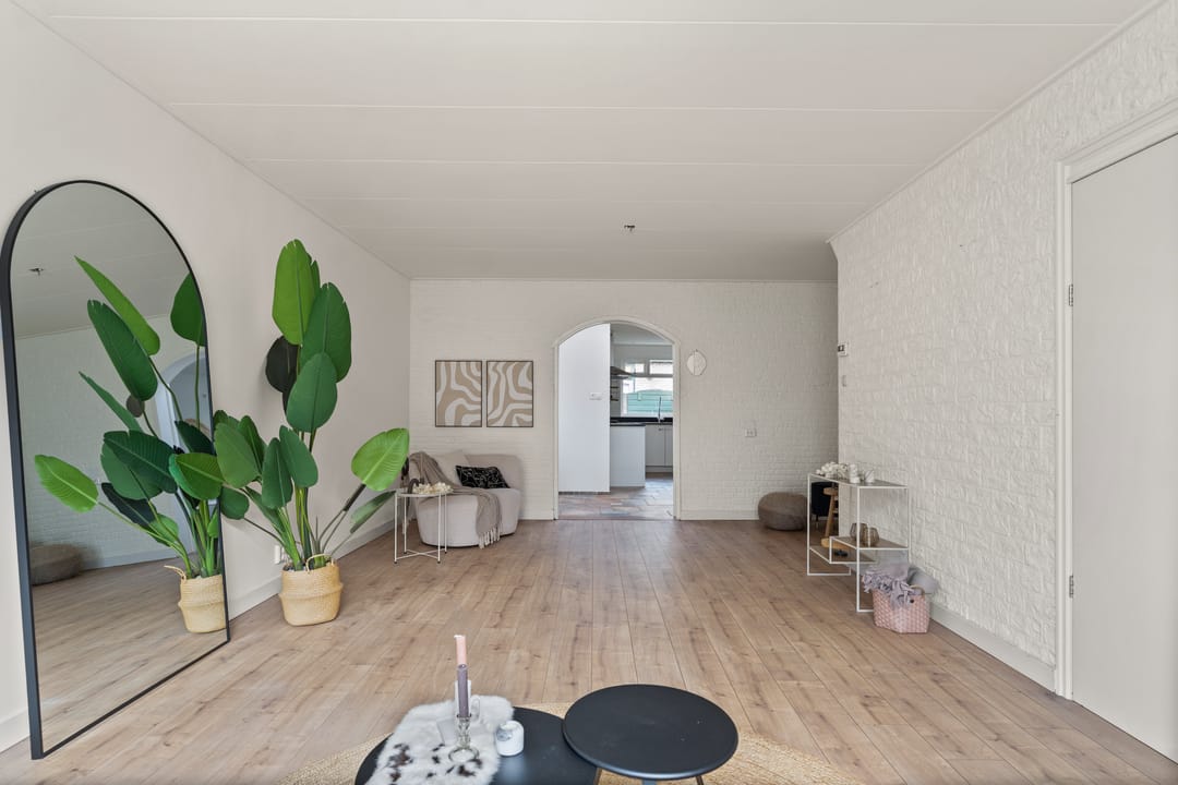 Foto 8 van Middelharnissestraat 12