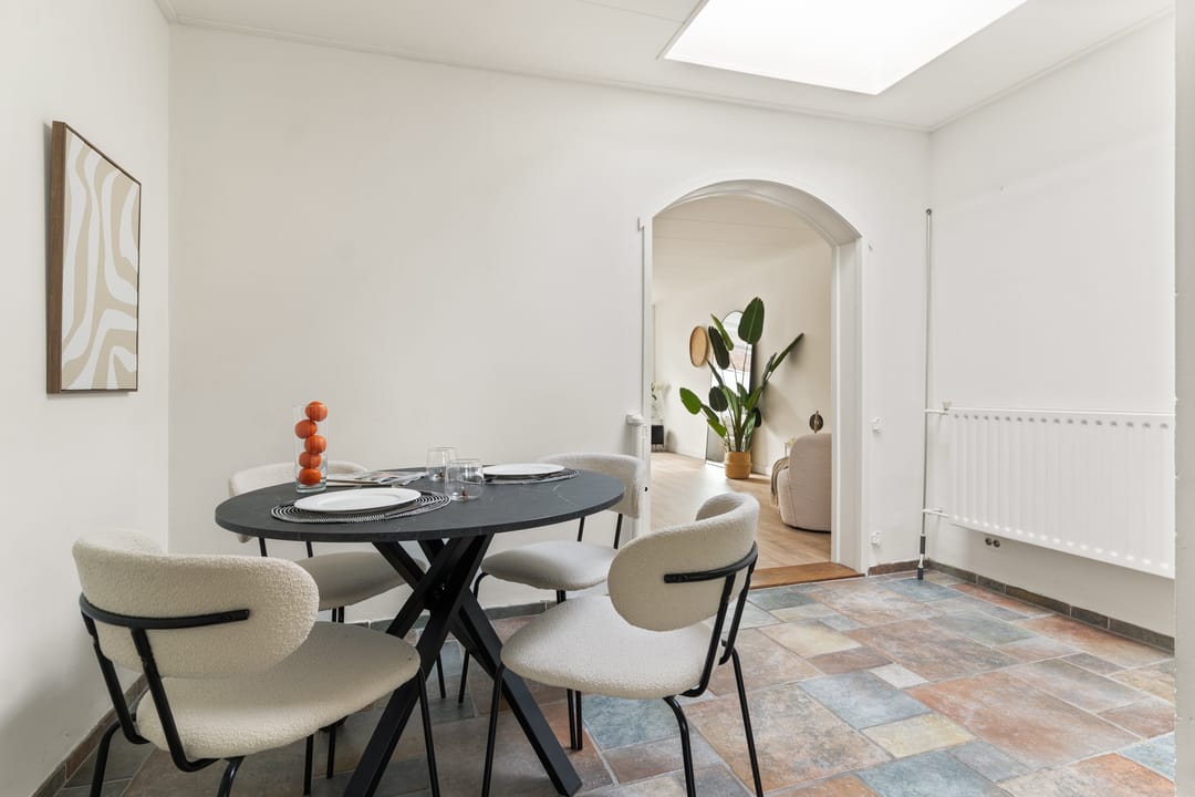 Foto 17 van Middelharnissestraat 12