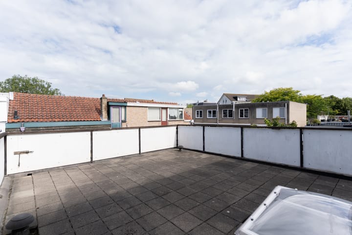 Foto 29 van Middelharnissestraat 12