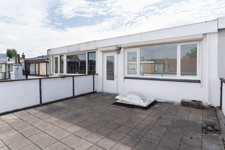 Foto 30 van Middelharnissestraat 12