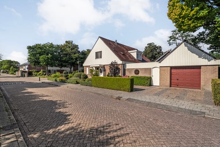 Photo 2 of Zwiersstraat 56