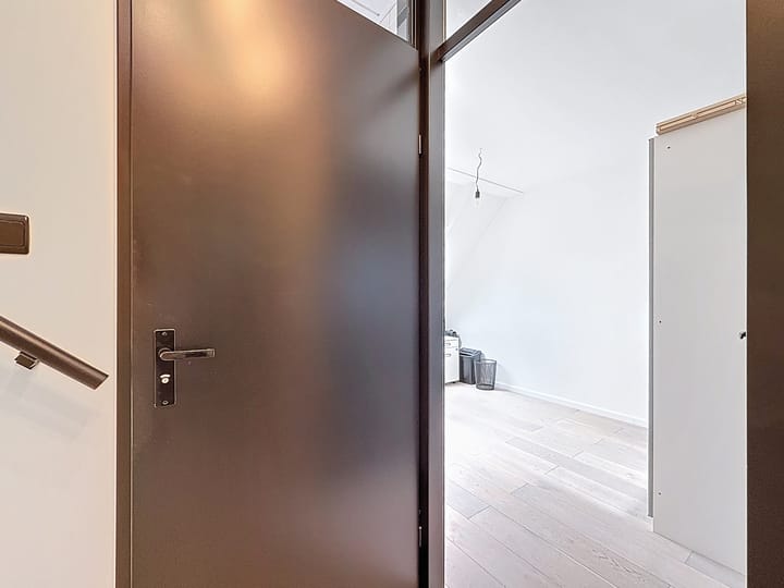 Photo 16 of Hanzestraat 15