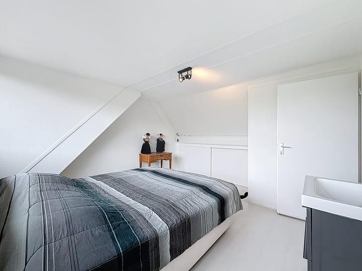 Photo 24 of Hanzestraat 15