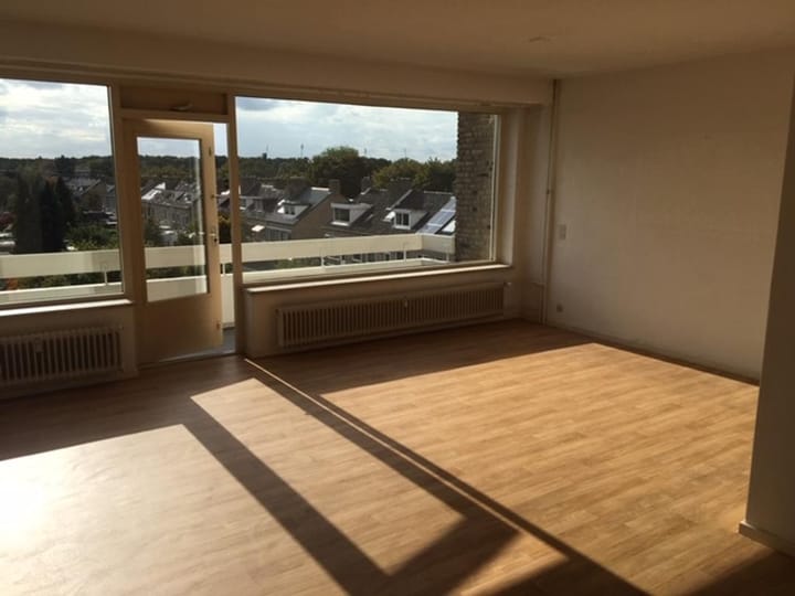 Photo 6 of Vossenlaan 104-A