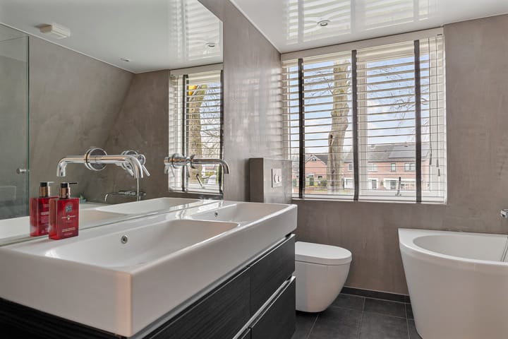 Foto 34 van Emmerweg 23