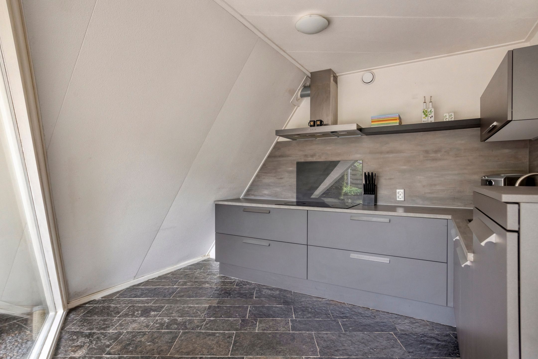 Photo 15 of Blikakker 24