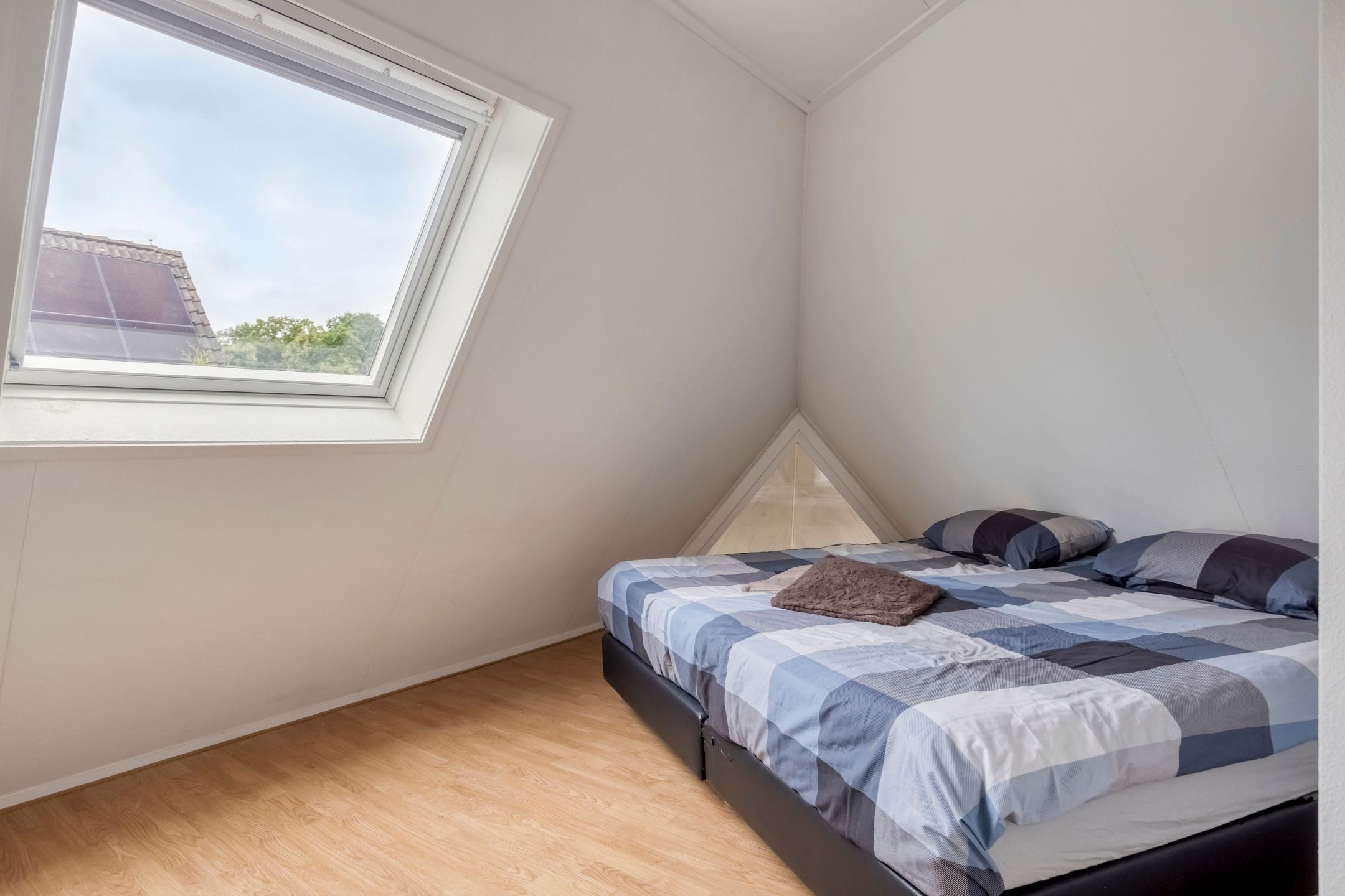 Photo 21 of Blikakker 24