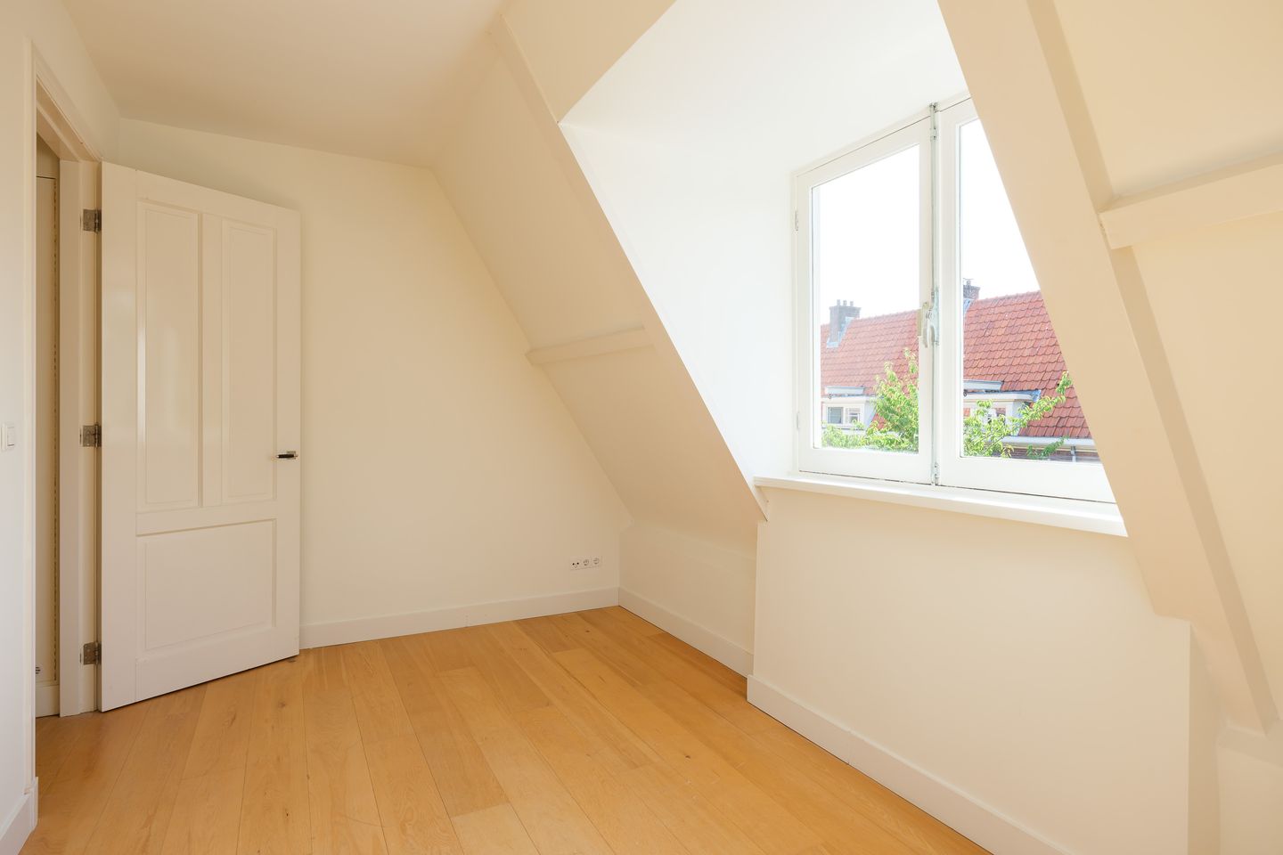 Photo 19 of Linnaeusparkweg 177-1