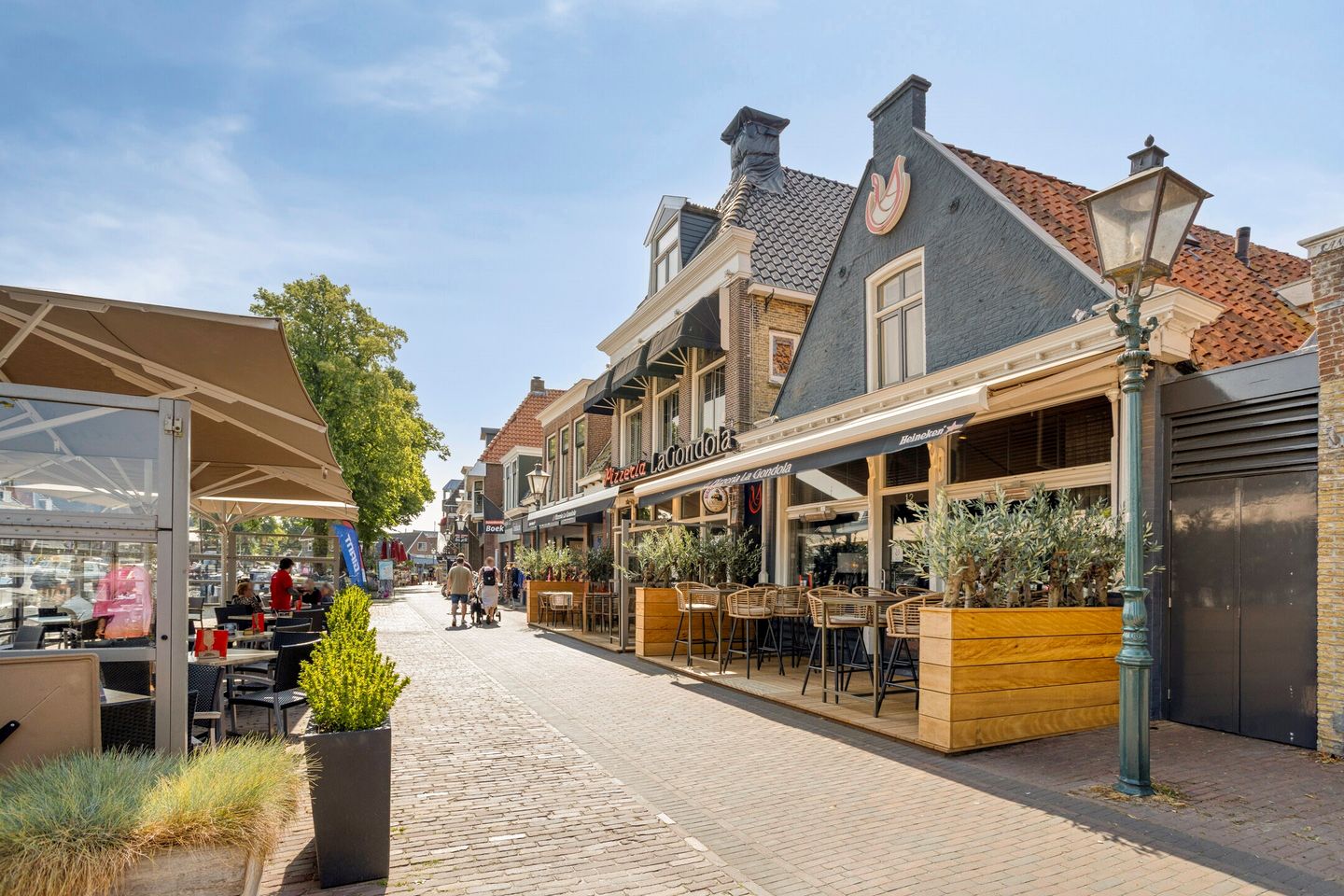 Bekijk foto 1 van Langestreek 11