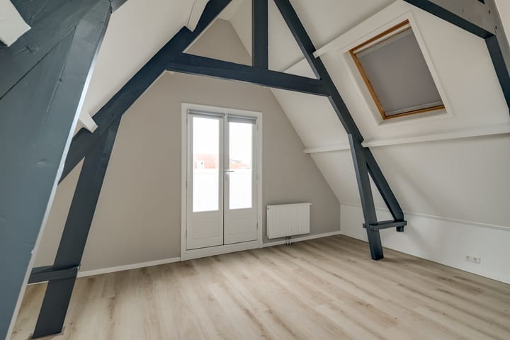 Foto 21 van Lange Kerkstraat 13-A