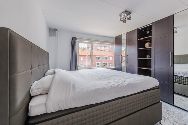 Photo 4 of Waalstraat 13