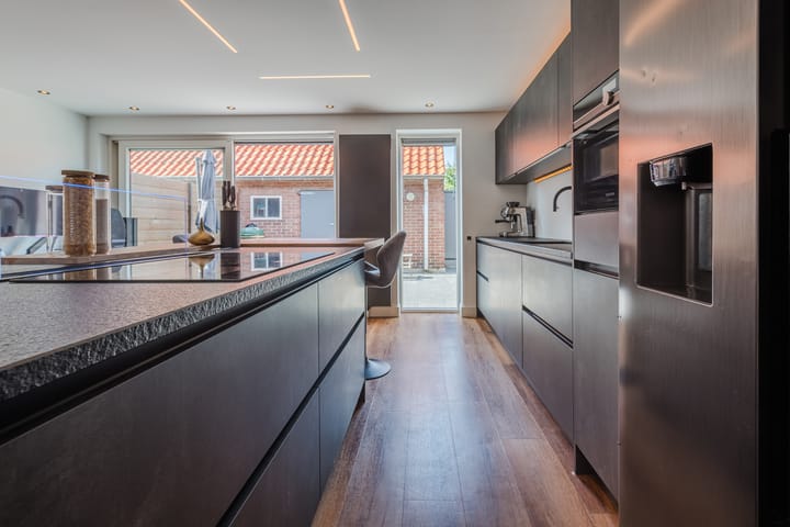 Photo 10 of Waalstraat 13