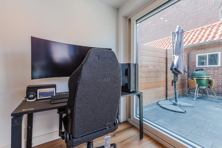 Photo 14 of Waalstraat 13