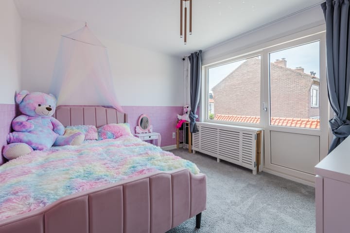 Photo 18 of Waalstraat 13