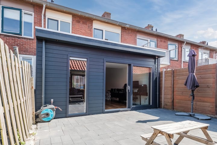 Photo 29 of Waalstraat 13