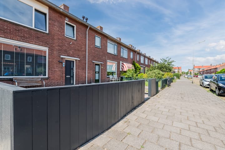 Photo 31 of Waalstraat 13