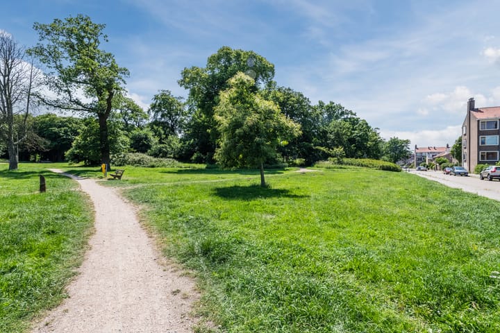 Photo 32 of Waalstraat 13