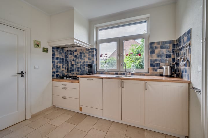 Foto 25 van Pastoorstraat 4