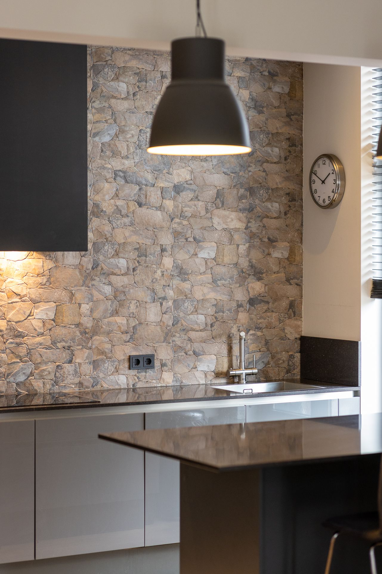 Photo 10 of Kortenaerstraat 1-E