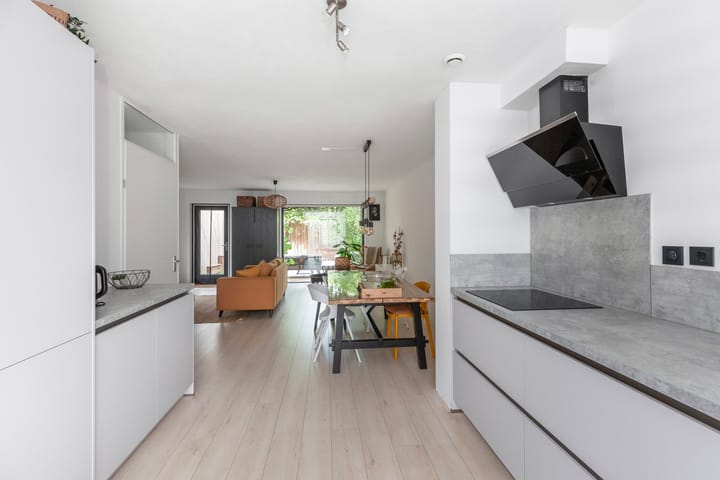 Foto 7 van Van Essendijk 95