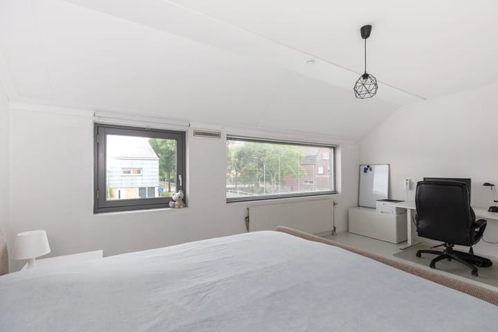 Foto 17 van Van Essendijk 95