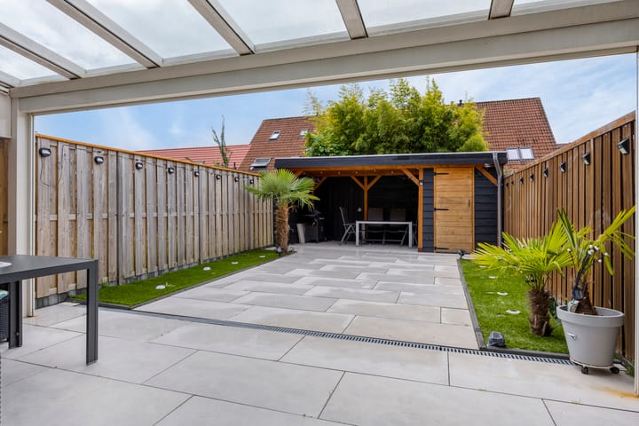 Photo 2 of Wakerdijk 104