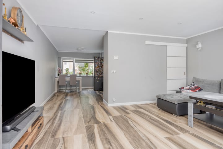 Photo 8 of Wakerdijk 104