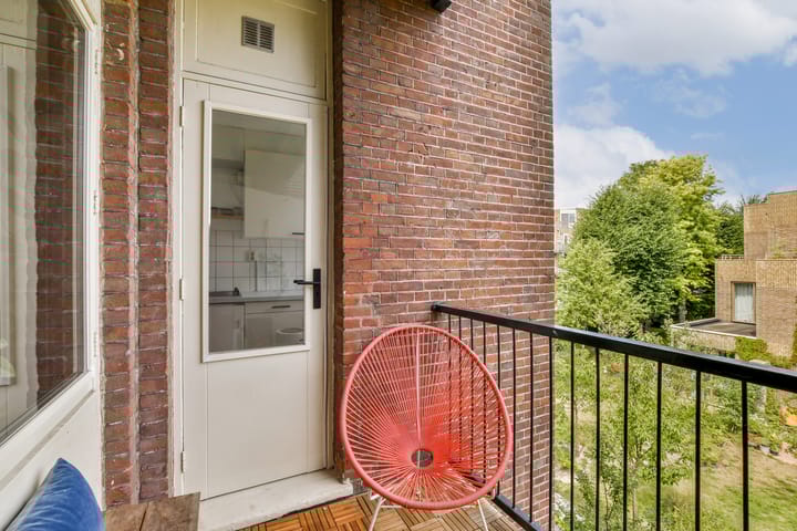 Foto 10 van Oostzaanstraat 82