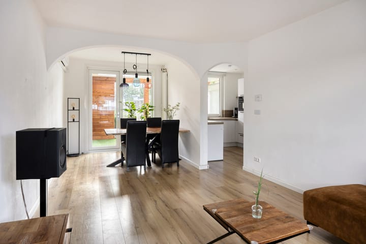 Foto 5 van Vincent Lübeckstraat 2