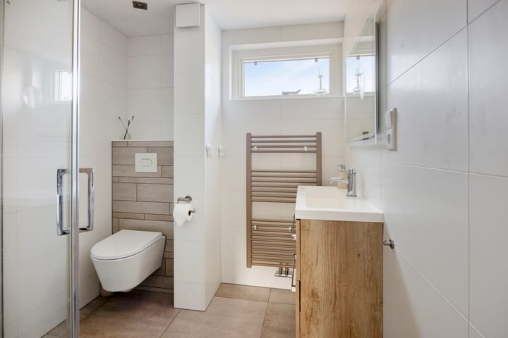 Photo 20 of Vincent Lübeckstraat 2