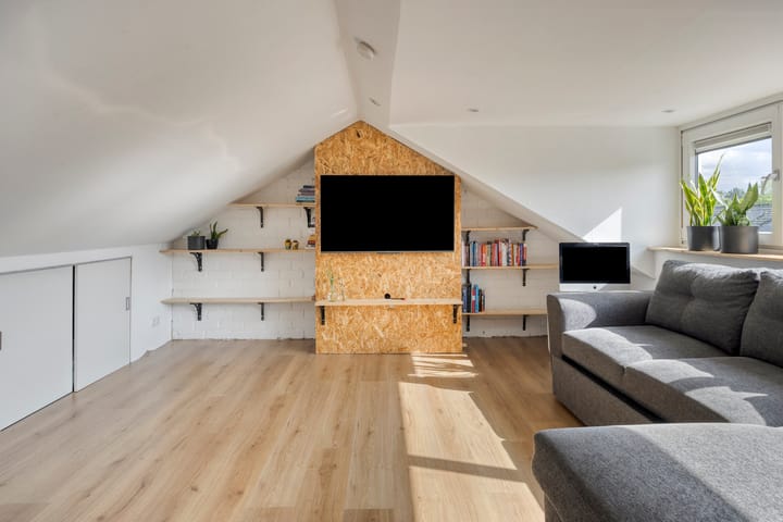 Photo 24 of Vincent Lübeckstraat 2