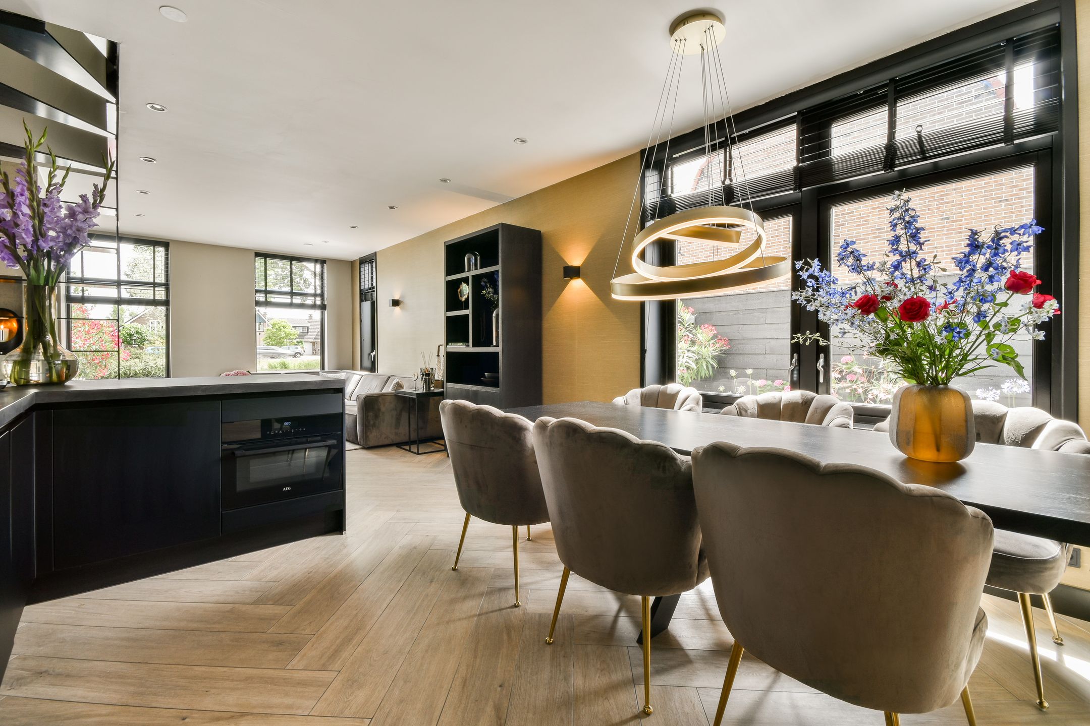 Foto 12 van Hoofdweg 25