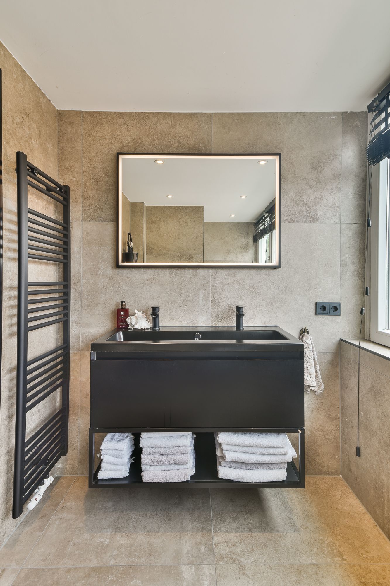 Foto 33 van Hoofdweg 25