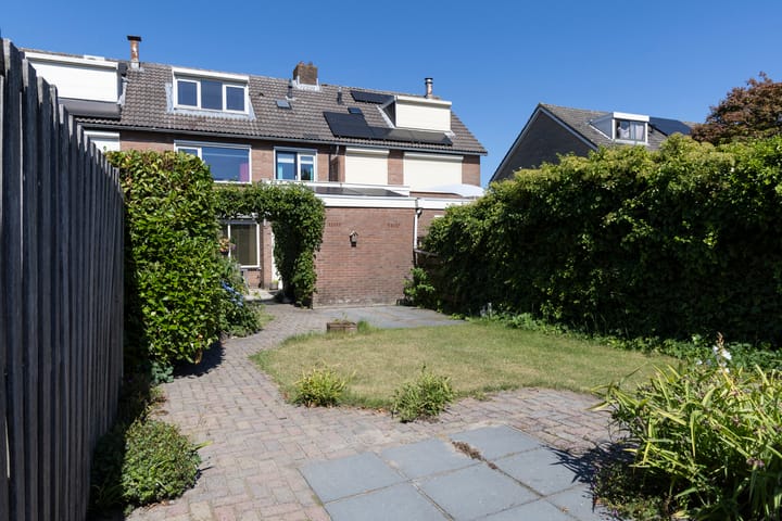 Photo 27 of Hegenbos 14