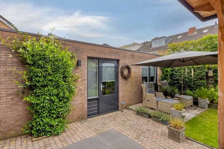 Foto 7 van Gisbert Schairtweg 46