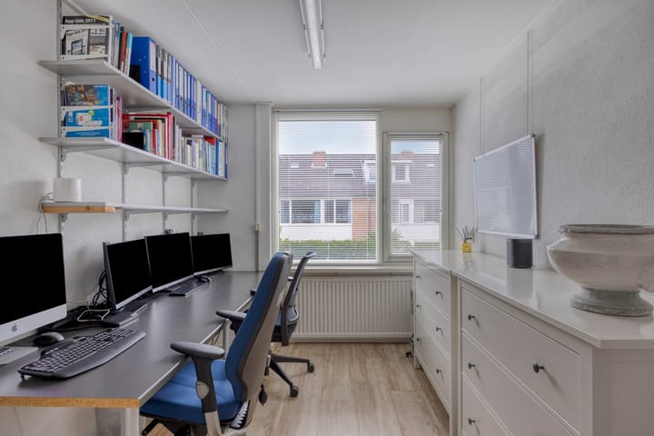 Foto 36 van Gisbert Schairtweg 46