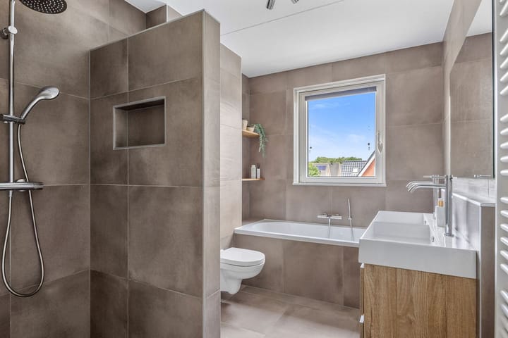 Foto 26 van Jikke Reinbergenstrjitte 18