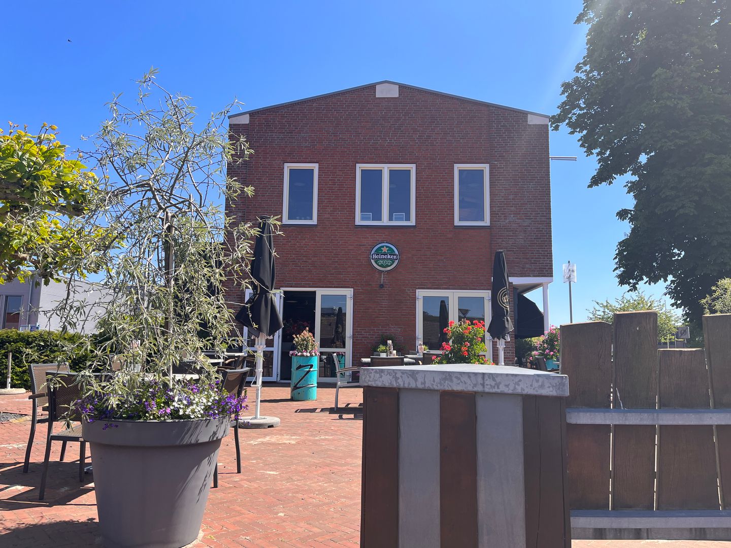 Bekijk foto 1 van Schoolstraat 9